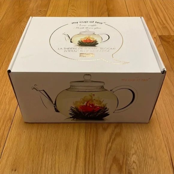 Zodiac Bloom Teapot - Picture 2 of 3